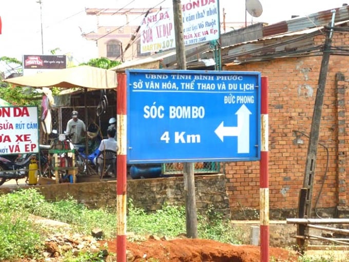 soc-bom-bo3-1538_20210303_618.jpg Từ xã Minh Hưng đi thêm 4km nữa sẽ đến sóc Bom Bo. Ảnh: Phúc Lập.