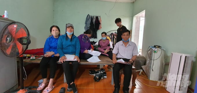 sot-dat-6-051155_906.jpg Việc giá đất tăng cao bắt đấu xuất hiện những đơn thư kêu cứu của người dân tại những nơi có dự án. Ảnh: Đinh Mười.