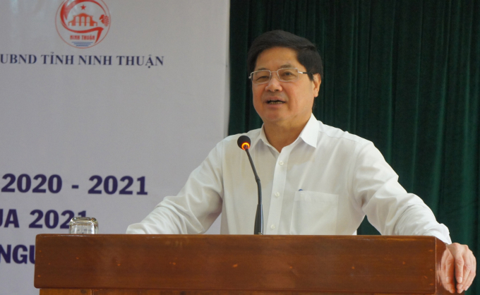 vu-dong-xuan-o-duyen-hai-nam-trung-bo-va-tay-nguyen-thang-loi-toan-dien-1337_20210415_466.jpg Thứ trưởng Bộ NN-PTNT Lê Quốc Doanh phát biểu tại hội nghị. Ảnh: Mai Phương.
