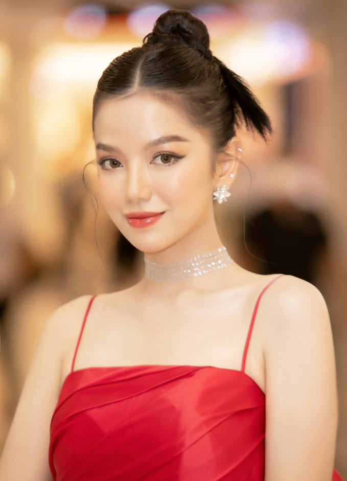 11-le-ha-anh-2055_20210419_126.jpg Diễn viên Lê Hạ Anh ở tuổi 26.