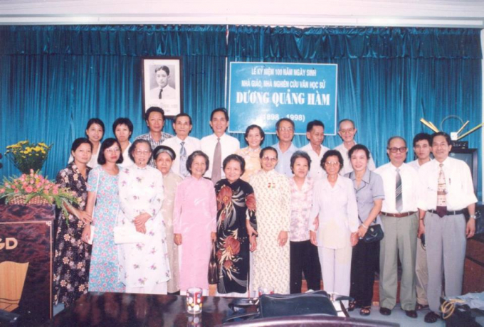 09502923dang-quoc-bao---duong-quang-ham-1998-095029.jpg Ông Đặng Quốc Bảo (thứ hai từ phải sang) tại Lễ kỷ niệm 100 năm sinh GS Dương Quảng Hàm năm 1998. Ảnh: Tư liệu.