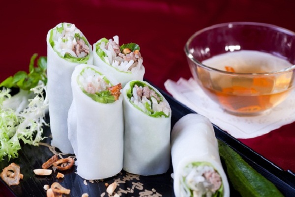 Phở cuốn Hà Thành