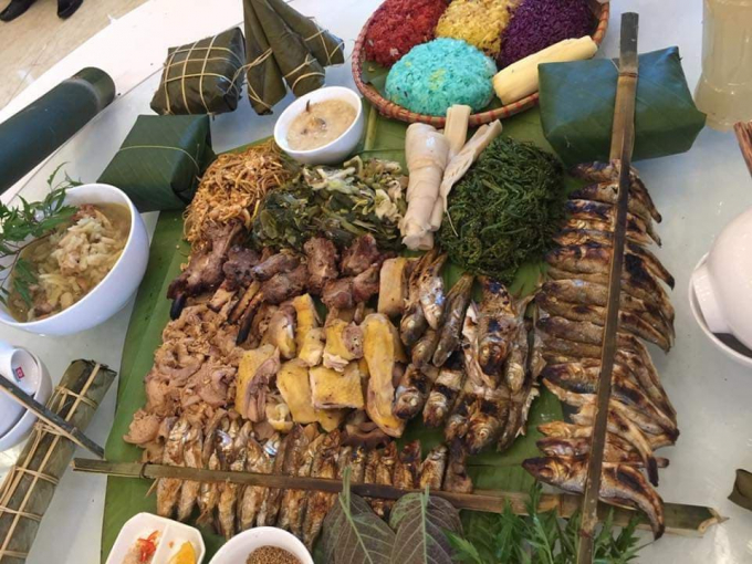 Ẩm thực đậm đà dư vị của đồng bào Tày ở Chợ Chu. Ảnh: Thế Lượng.