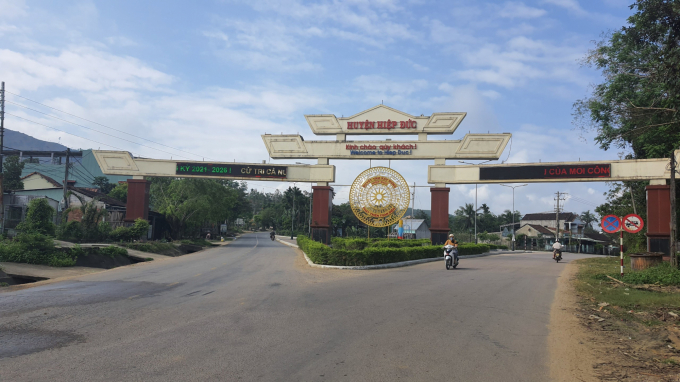 Cơ sở hạ tầng huyện Hiệp Đức được đầu tư xây dựng khang trang. Ảnh: CTV.