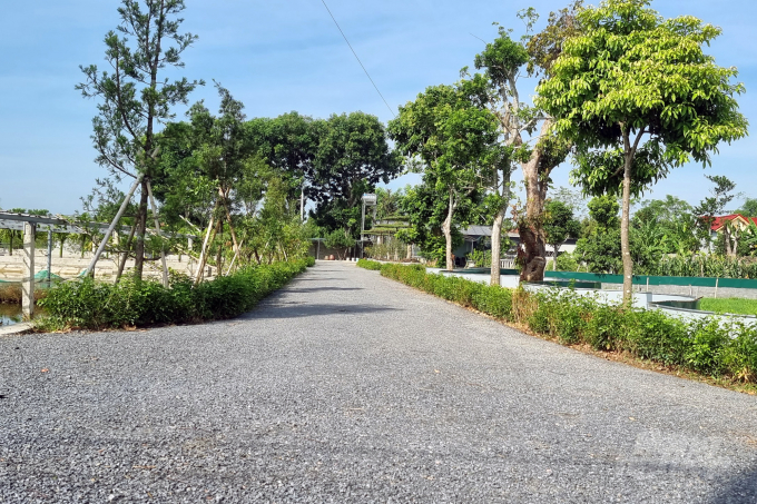 watermark_tran-lan-xay-dung-cong-trinh-trai-phep-tren-dat-nong-nghiep-1031_20211010_433.jpg Ông Trịnh Đức Hường xây dựng trang trại trái phép trên đất nông nghiệp tựa như một công viên sinh thái. Ảnh: VD.