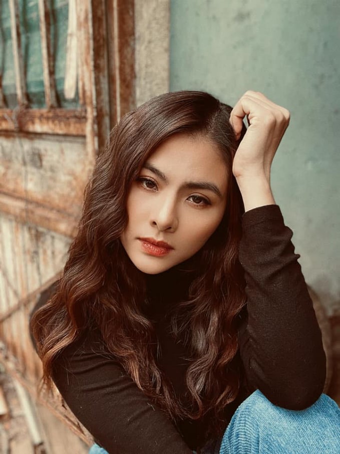254579118_470698367761155_7191992617669363724_n-2144_20211115_801.jpg Diễn viên Vân Trang từng được Bông Sen Vàng tại Liên hoan phim Việt Nam năm 2013.