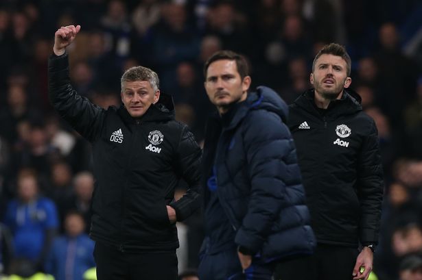 Trước Solskjaer, một HLV kiểu Anh truyền thống khác là Lampard cũng bị sa thải.
