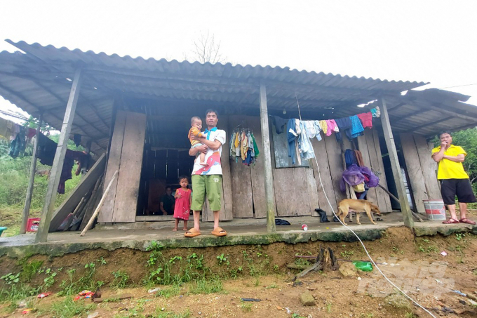 Nguy cơ nghèo, tái nghèo rất cao. Ảnh: VD.