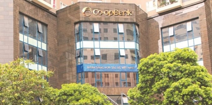 co-op-bank-cho-thue-tai-san-de-the-chap-ngan-hang-1515_20220317_720.jpg Dù đã tất toán nhưng vẫn không thể lấy giấy chứng nhận quyền sử dụng đất về. Ảnh :ST