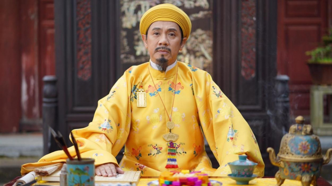 diem-danh-dan-nam-nhan-xuat-chung-trong-phim-phuong-khau-20-0271-1532_20220408_472.jpg Diễn viên Thành Lộc trong phim lịch sử 'Phượng Khấu'