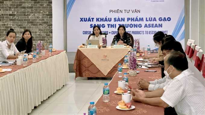 Các đại biểu tham dự phiên tư vấn. Ảnh: Triều Phú.
