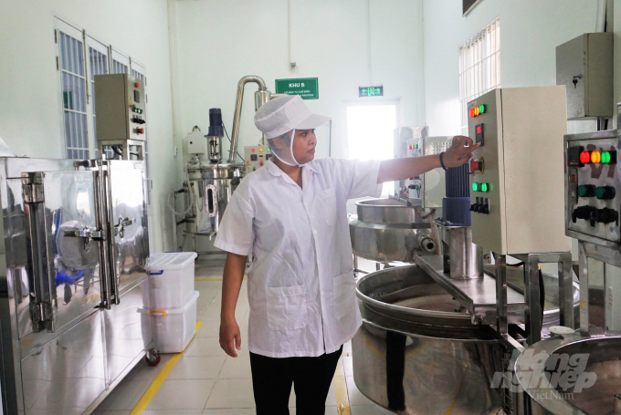 Nhà xưởng Sokfarm được hoàn thiện với vốn đầu tư 3 tỷ đồng. Ảnh: NB.