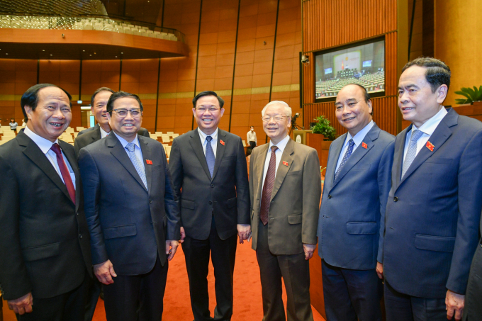 Tổng Bí thư Nguyễn Phú Trọng, Chủ tịch nước Nguyễn Xuân Phúc, Thủ tướng Chính phủ Phạm Minh Chính, Chủ tịch Quốc hội Vương Đình Huệ cùng các vị lãnh đạo Đảng, Nhà nước dự phiên khai mạc Kỳ họp thứ ba, Quốc hội khóa XV. Ảnh: Quốc hội.