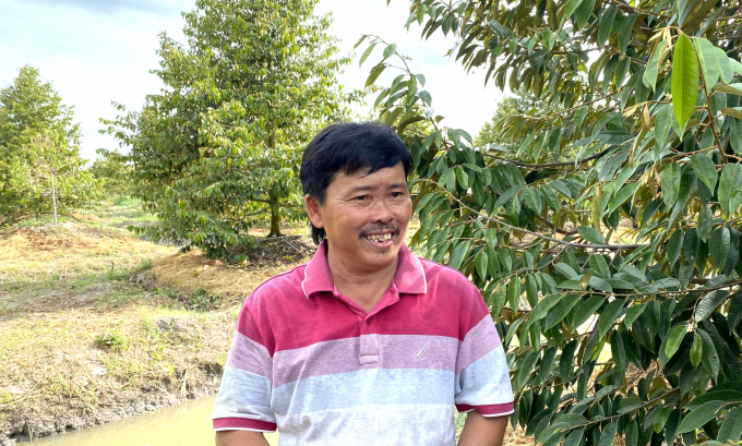 ong-chinh-1100_20220809_651.jpg Đến nay, ông Chính đã đầu tư 3ha sầu riêng. Ảnh: Minh Phúc.