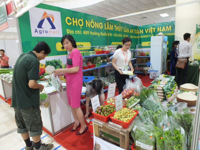nong-dac-san-va-san-pham-cay-an-qua-co-mui-hoi-tu-tai-agroviet-2022-1531_20220913_787.jpg DSCF2990