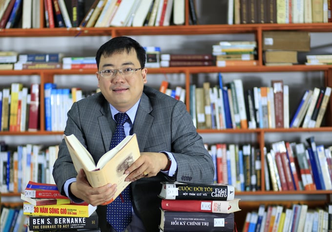 nguyen-canh-binh-2-0637_20221004_916.jpg