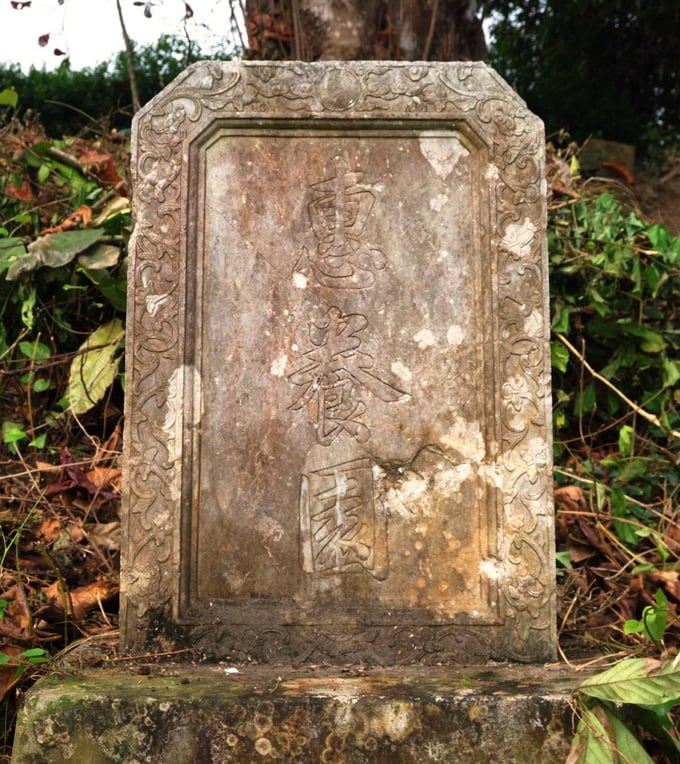 h3-bia-hue-duong-vien-0745_20221106_824.jpg Empty