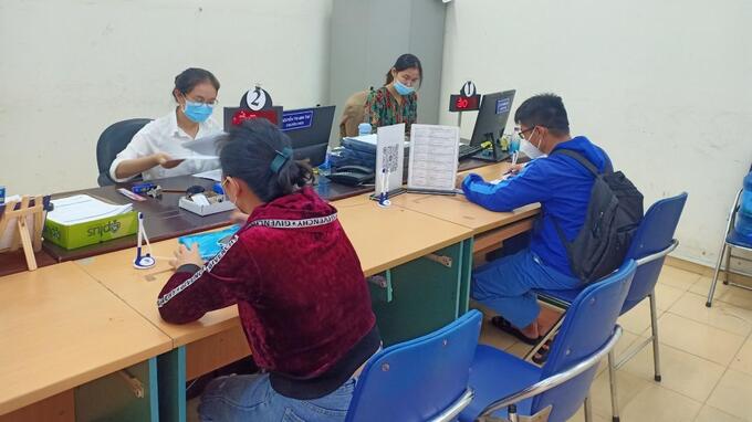 Thời gian qua chính sách bảo hiểm xã hội đã giúp người lao động vượt qua những khó khăn. Ảnh: KS.
