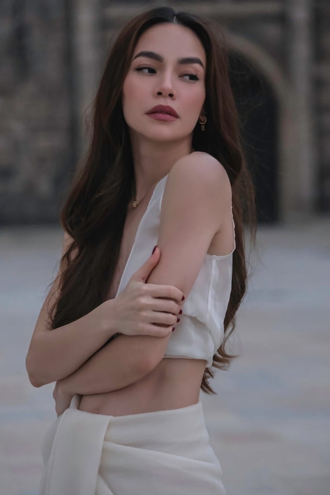 1 ho ngoc ha
