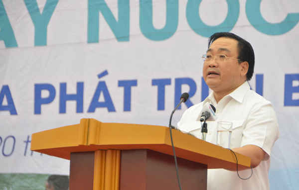 Phó Thủ tướng Chính phủ Hoàng Trung Hải phát biểu tại Lễ mít tinh