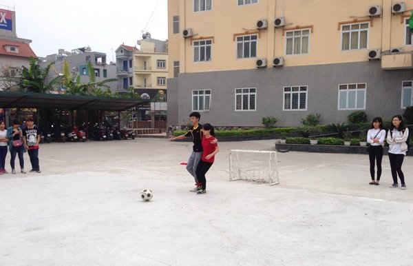 Giải bóng đá 