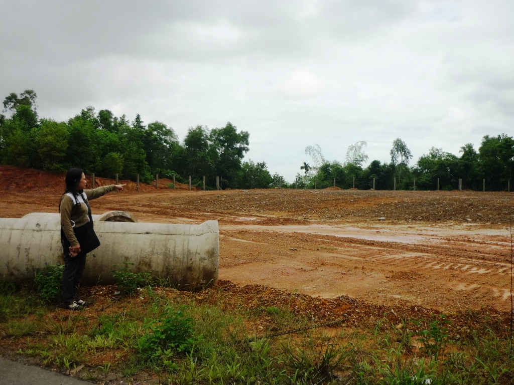 Hàng ngàn lô đất TĐC đang bị 