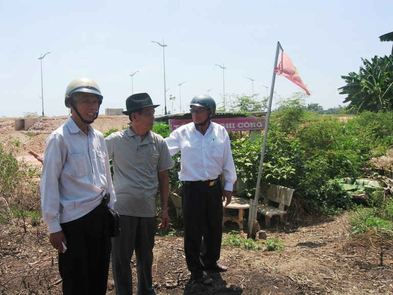 Các nhân chứng tại hiện trường