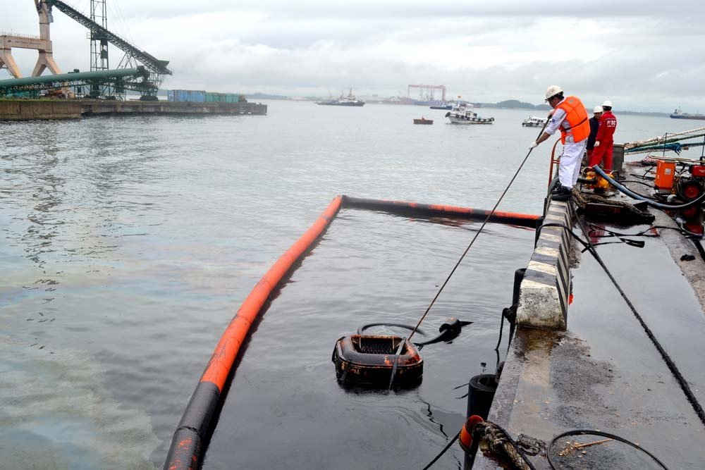 Sự cố xảy ra gây ảnh hưởng đáng kể đến môi trường và các hoạt động kinh tế, xã hội