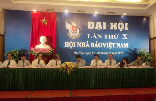 Đoàn Chủ tịch Đại hội
