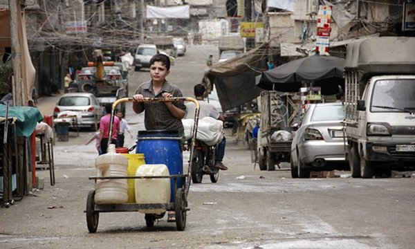 Syria, nơi thiếu nước được cho là đã đóng góp vào sự bắt đầu của cuộc nội chiến. Ảnh: Baraa Al-Halabi / AFP / Getty Images