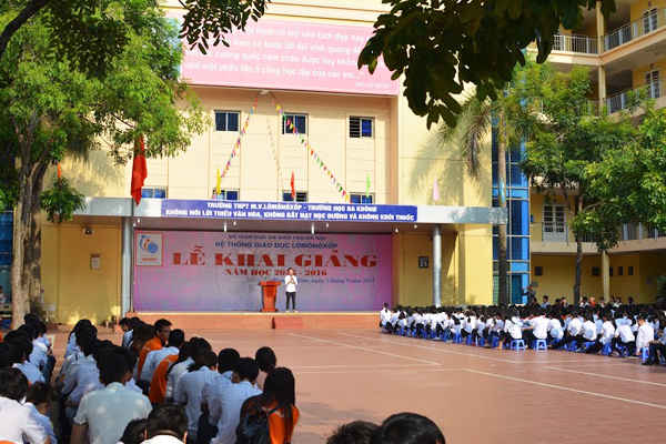Quang cảnh lễ phát động chương trình 