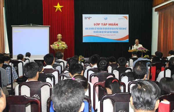 Khung cảnh buổi tập huấn