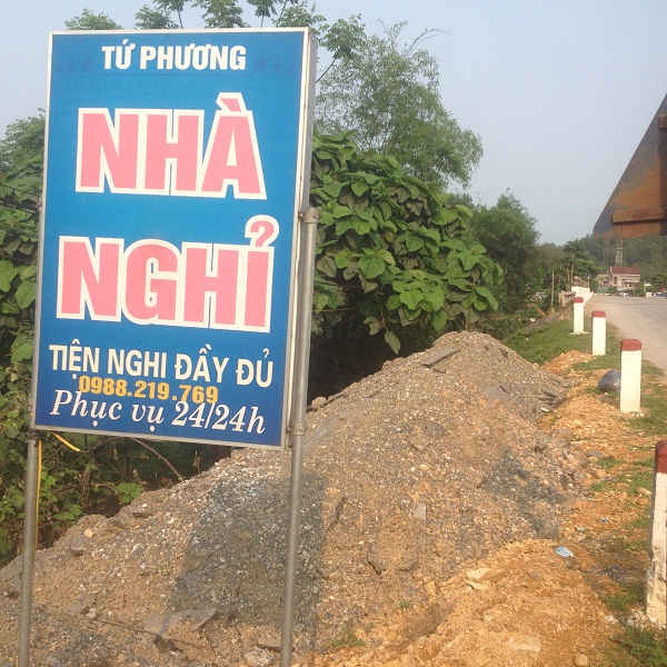 Những khu vực xã Nam Sơn (Đô Lương) và xã Lĩnh Sơn (huyện Anh Sơn) là nơi Công ty CP 495 đổ chất thải rắn tràn lan khắp nơi
