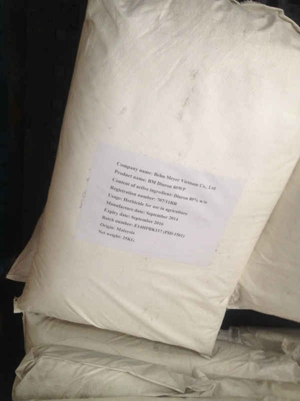 Lô hàng DIURON đã được sửa lại nhãn sử dụng mới để tung ra tiêu thụ trên thị trường 