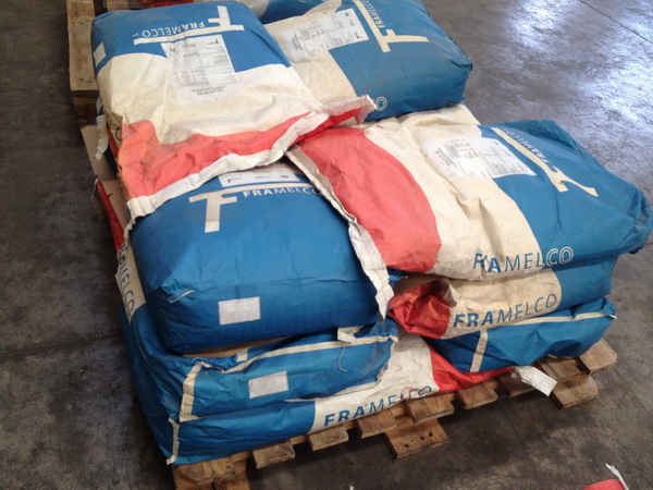 518 kg lô hàng FRA LAC 34 DRY dù đã quá hạn sử dụng, nhưng Cty Behn Meyer đã bán ra ngoài thị truòng