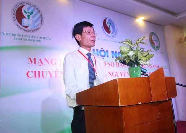 Thứ trưởng Bộ TN&MT Chu Phạm Ngọc Hiển phát biểu chỉ đạo Hội nghị
