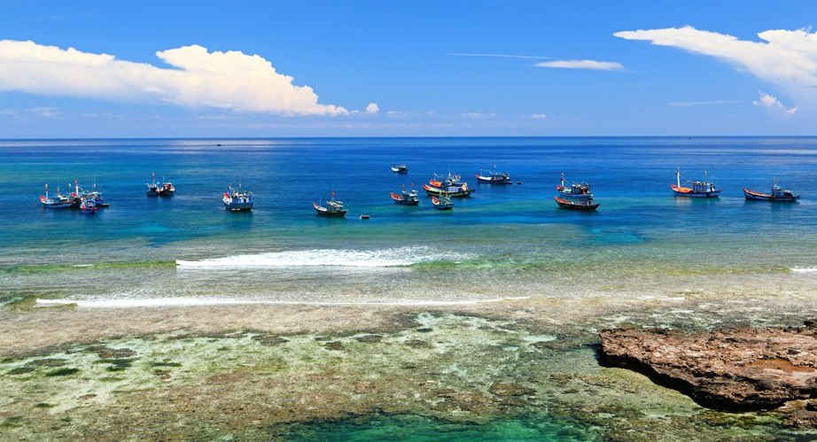 Vẻ đẹp hoang sơ của đảo Bé luôn thu hút du khách. Do vậy cần phải bảo tồn nguyên trạng