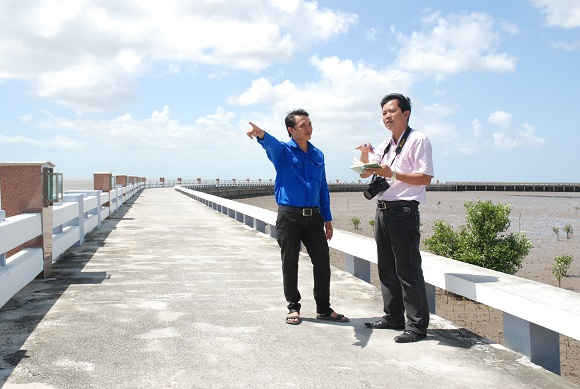 Nhà nước đầu tư nhiều kinh phí xây dựng kè Đất Mũi, bảo vệ từng tấc đất thiêng liêng của Tổ quốc