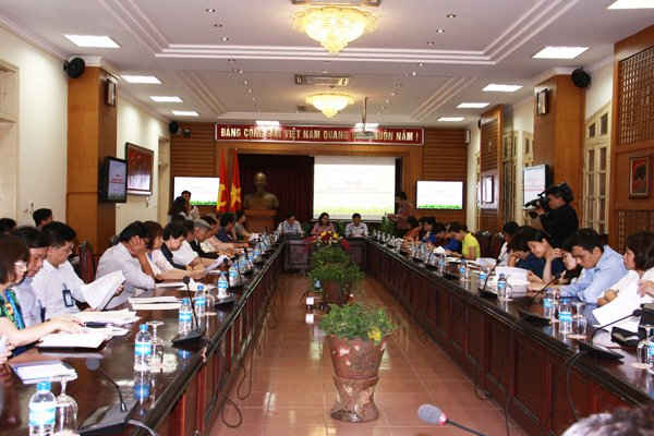 Quang cảnh buổi họp báo