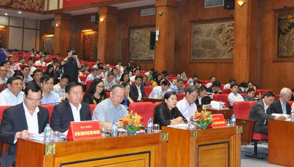 Lãnh đạo các Bộ, ngành, địa phương tham dự hội nghị