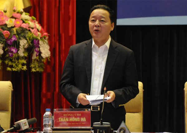 Bộ trưởng Trần Hồng Hà phát biểu tại Hội nghị sáng 14/4