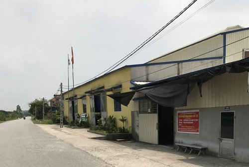 Hải Dương: Công ty may Đức Thịnh ngang nhiên đốt vải vụn