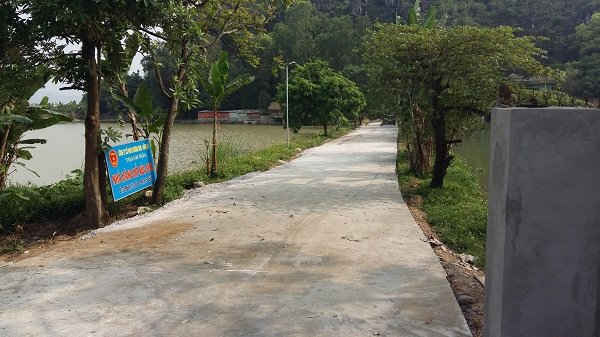 Sau khi có quyết định cưỡng chế vào ngày 17.04.2017 nhưng sau đó ông Nguyễn Công Bình không tuân thủ mà vẫn cho đổ bê tông kiên cố lối vào.