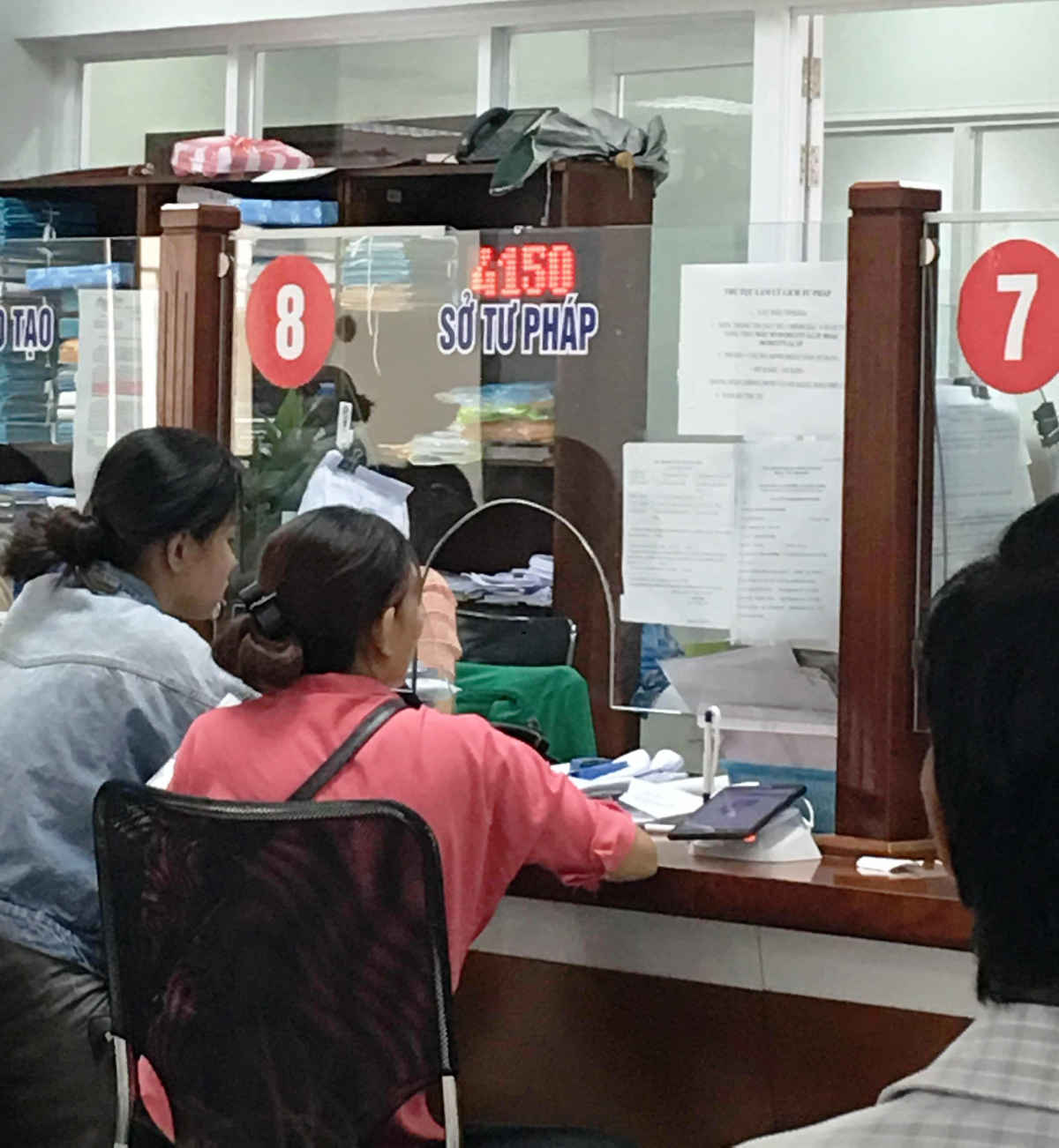 Với Bộ công cụ tra cứu dữ liệu từ các máy xếp hàng tự động người dân sẽ linh hoạt sắp xếp thời gian của mình thuận lợi hơn