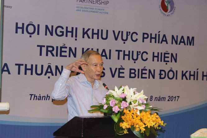 Ông Trần Thục, Phó Chủ tịch  Hội đồng tư vấn  cho UBQG về BĐKH 