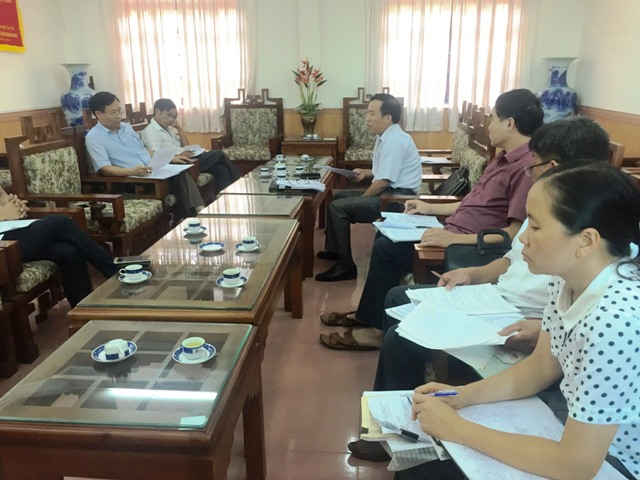Một sự việc không lớn nhưng cả một hệ thống chính quyền cấp huyện không xử lý nổi phải xin ý kiến các ngành trên tỉnh