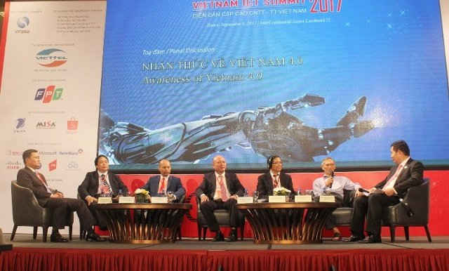  Tọa đàm chuyên sâu “Nhận thức về Việt Nam trong cách mạng công nghiệp lần thứ tư”