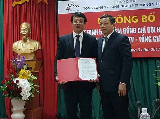 Ông Bùi Hồng Minh trong buổi nhận quyết định nhiệm vụ mới 