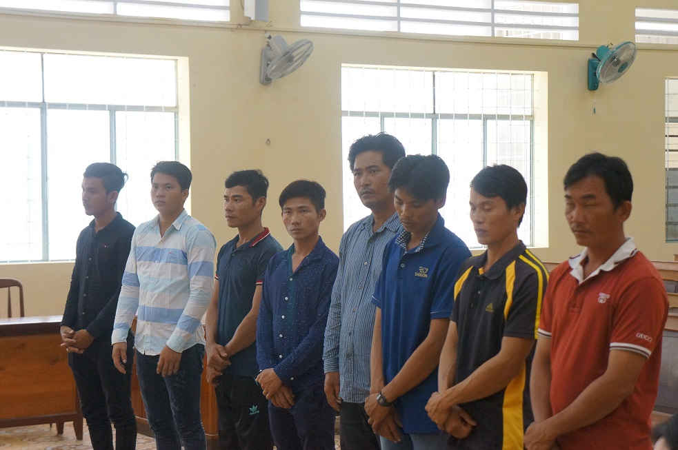 Các bị cáo tại phiên toà.