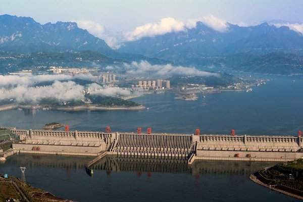 Toàn cảnh đập Tam Hiệp trên sông Dương Tử ở Nghi Xương, tỉnh Hồ Bắc, Trung Quốc ngày 4/5/2017. Ảnh: REUTERS / Stringer
